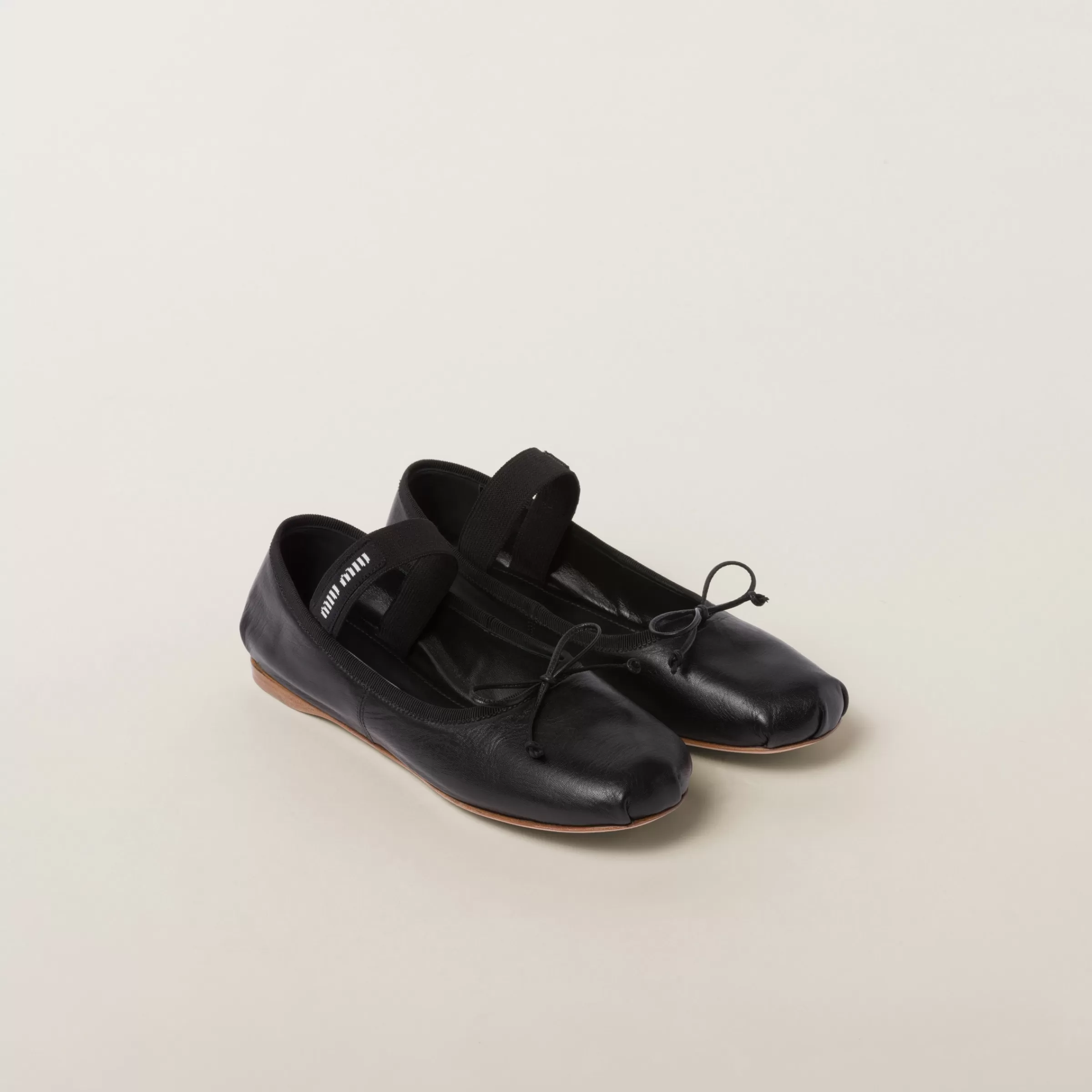 Miu Miu Ballerine in pelle Nero Shop