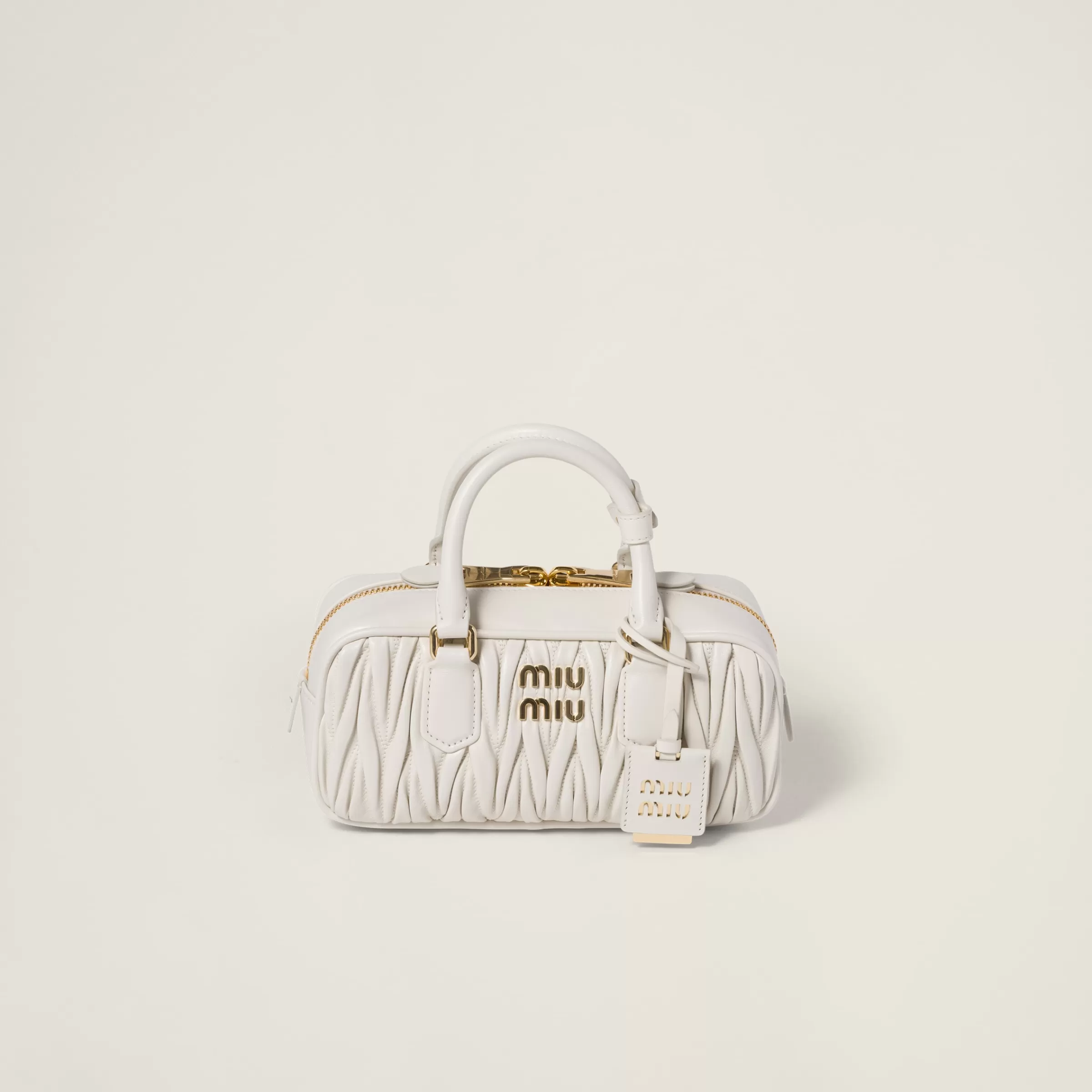 Miu Miu Borsa Arcadie in nappa matelassé Bianco Flash Sale