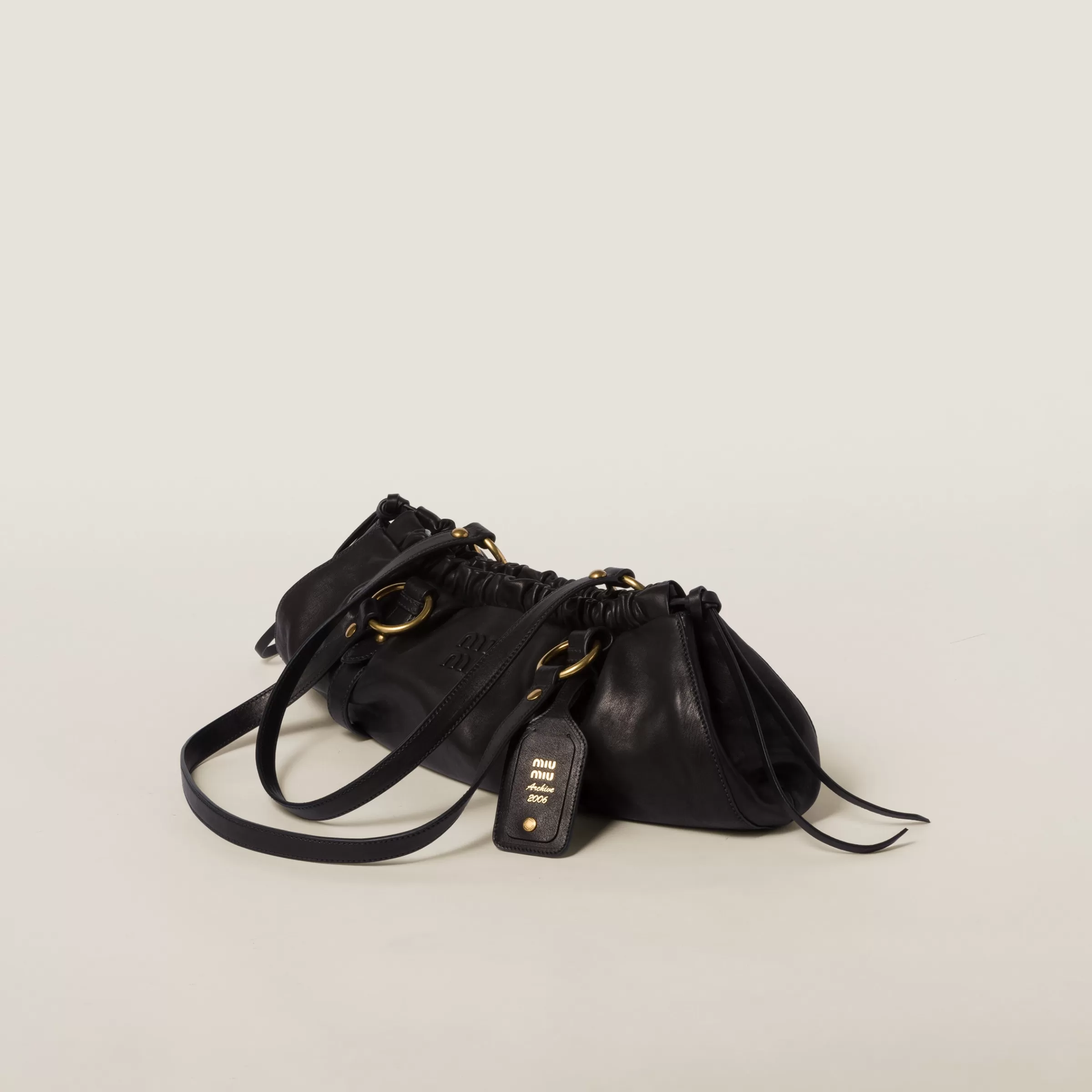 Miu Miu Borsa Joie in nappa Nero Fashion