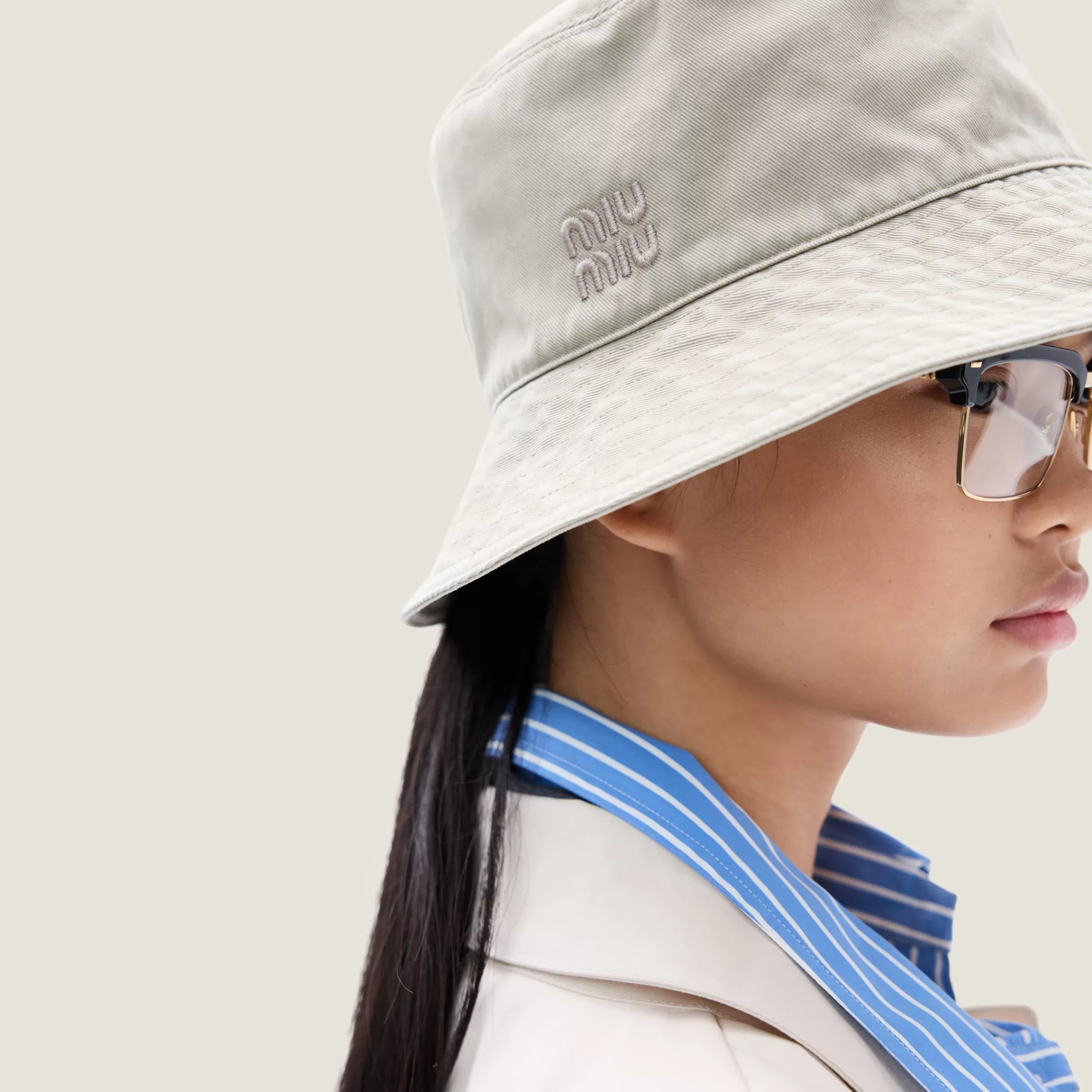 Miu Miu Cappello da pescatore in gabardine Argilla Clearance