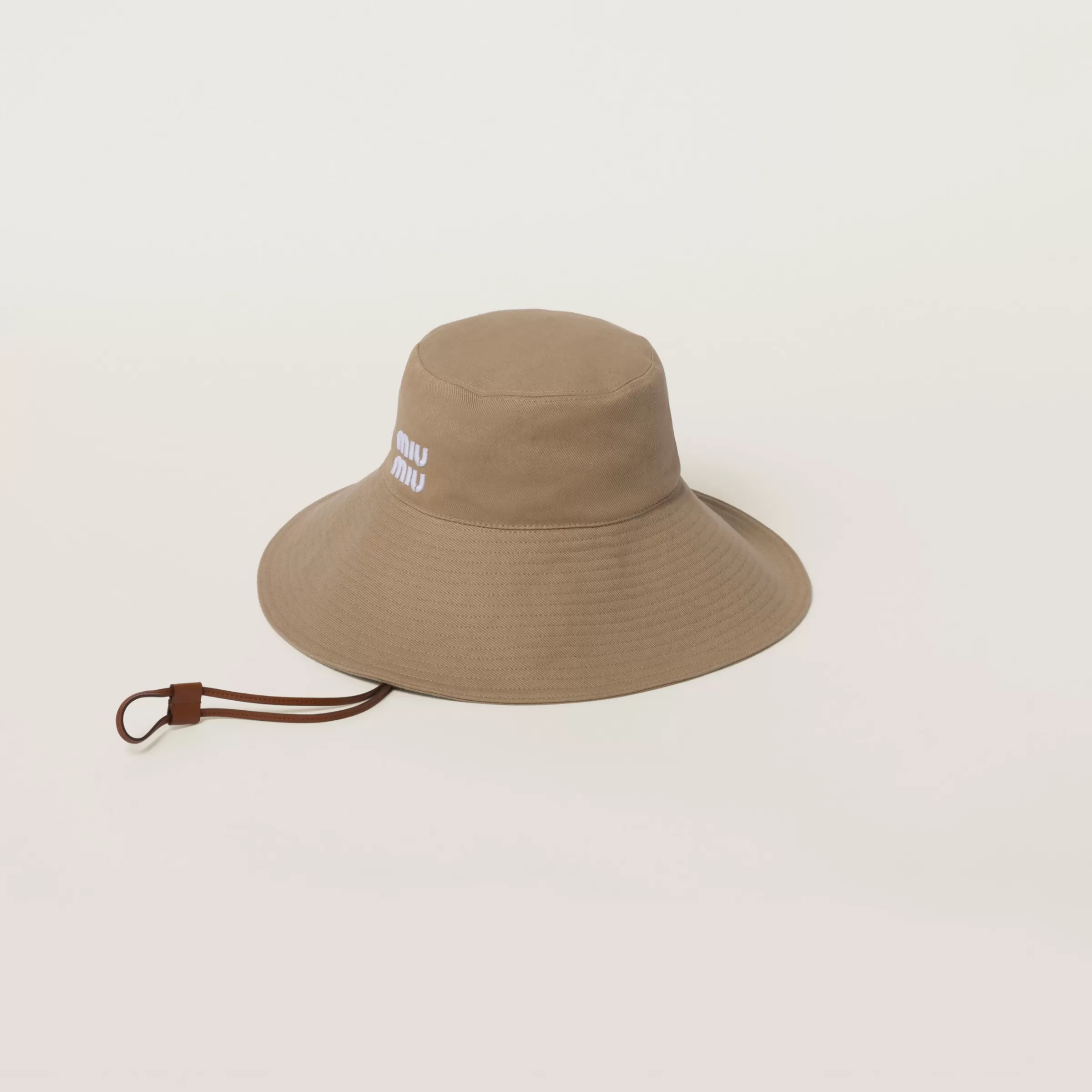 Miu Miu Cappello in Drill Kaki/Bianco Flash Sale