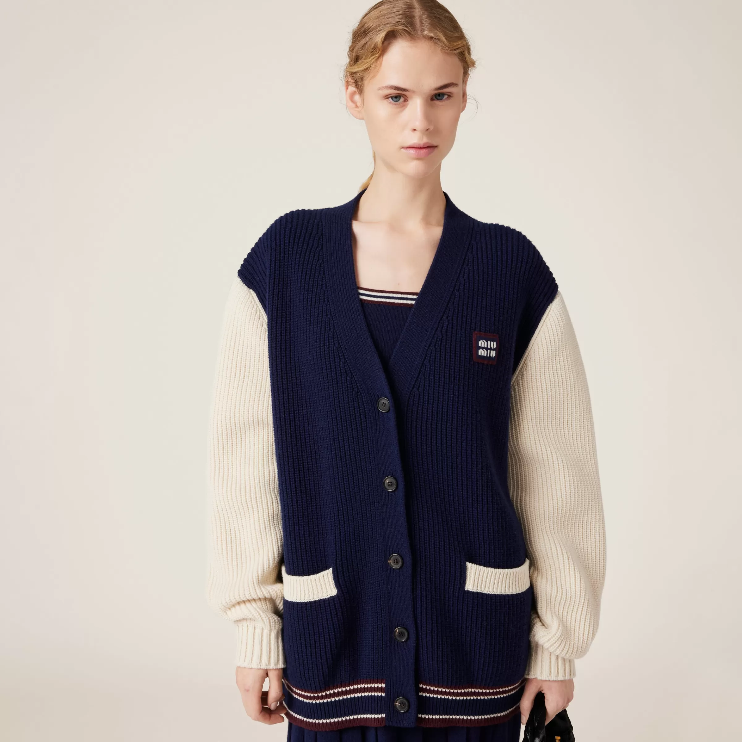 Miu Miu Cardigan in lana e cashmere Navy/Naturale Fashion