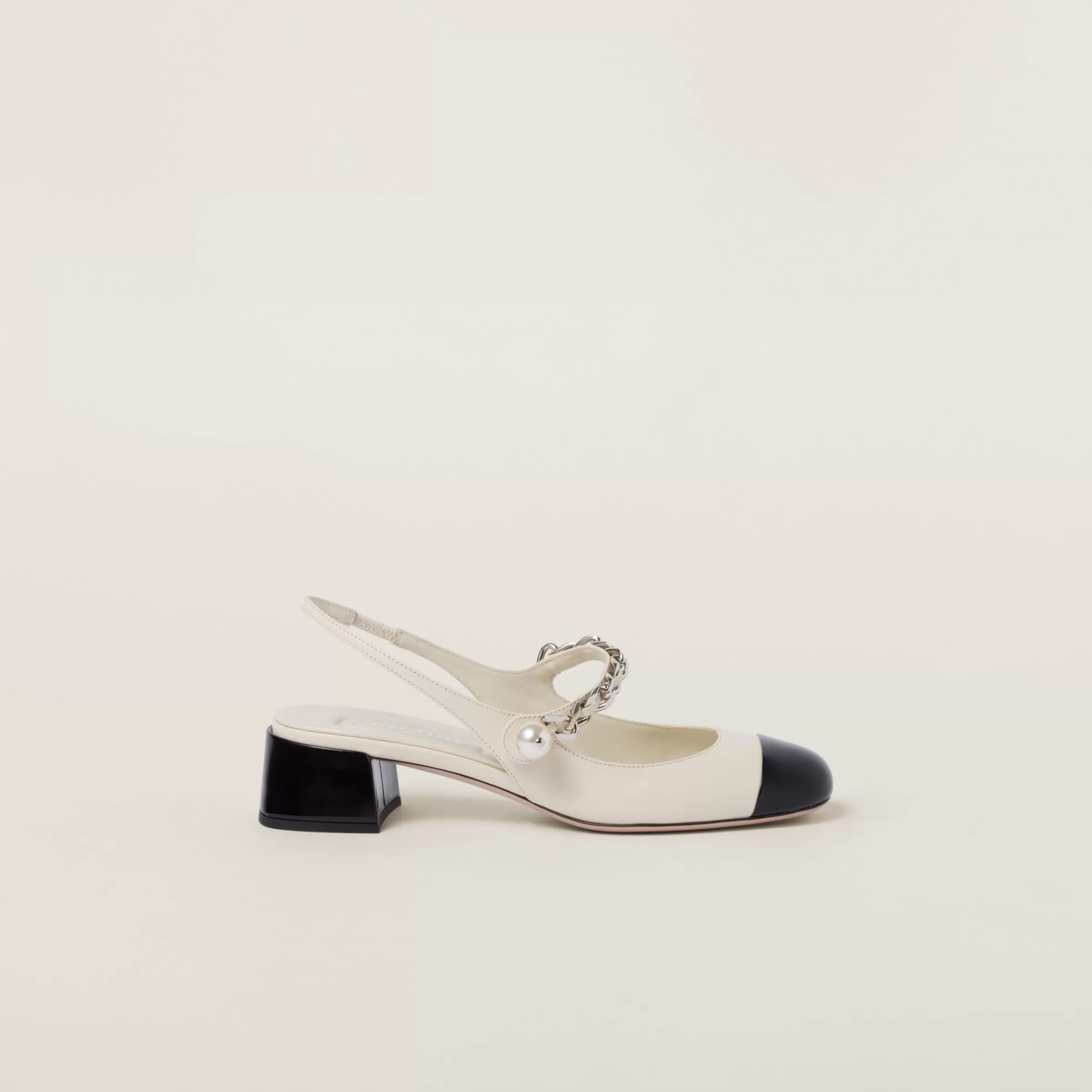 Miu Miu Décolleté slingback in pelle e vernice Avorio/Nero Best Sale