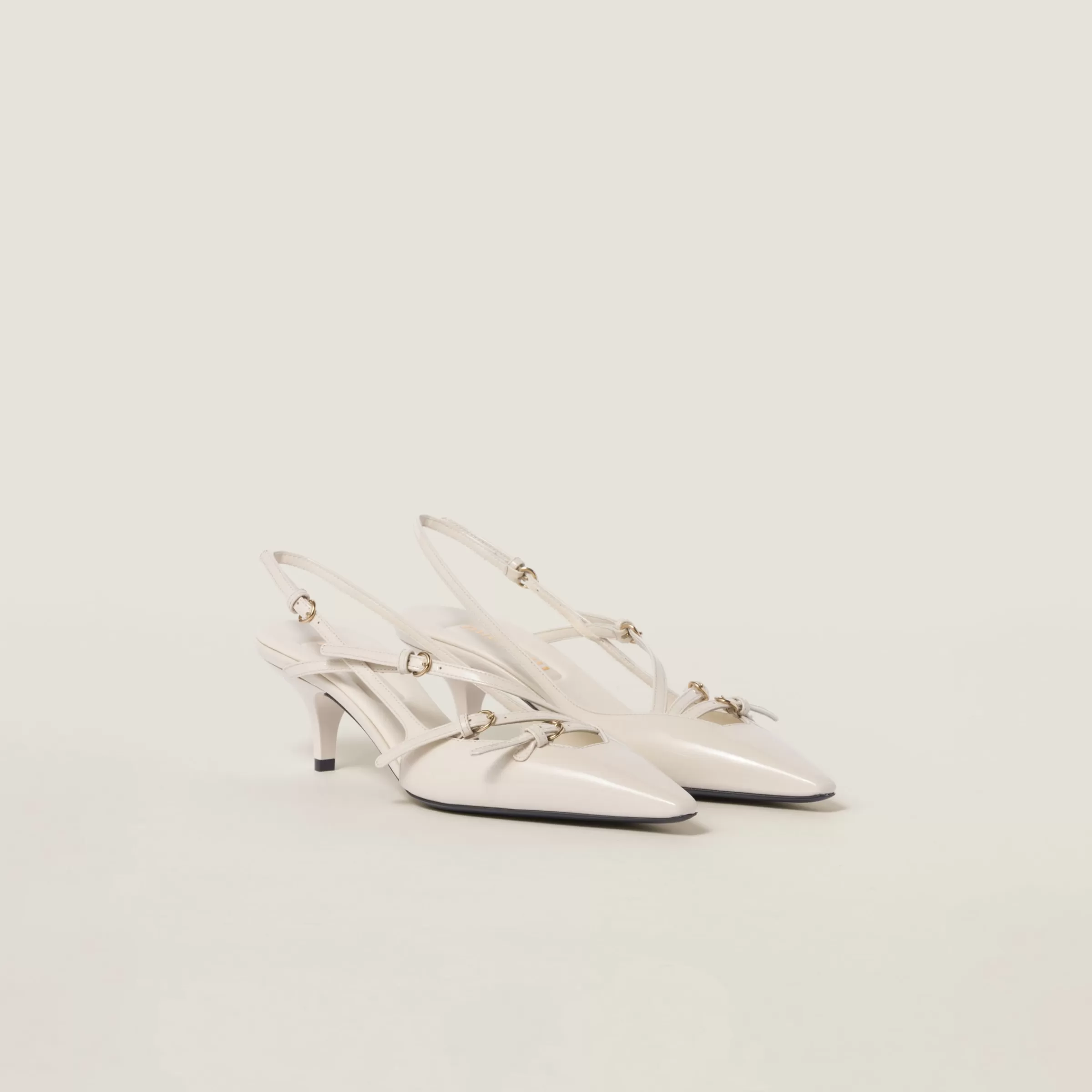 Miu Miu Décolleté slingback in vernice con fibbie Avorio Online