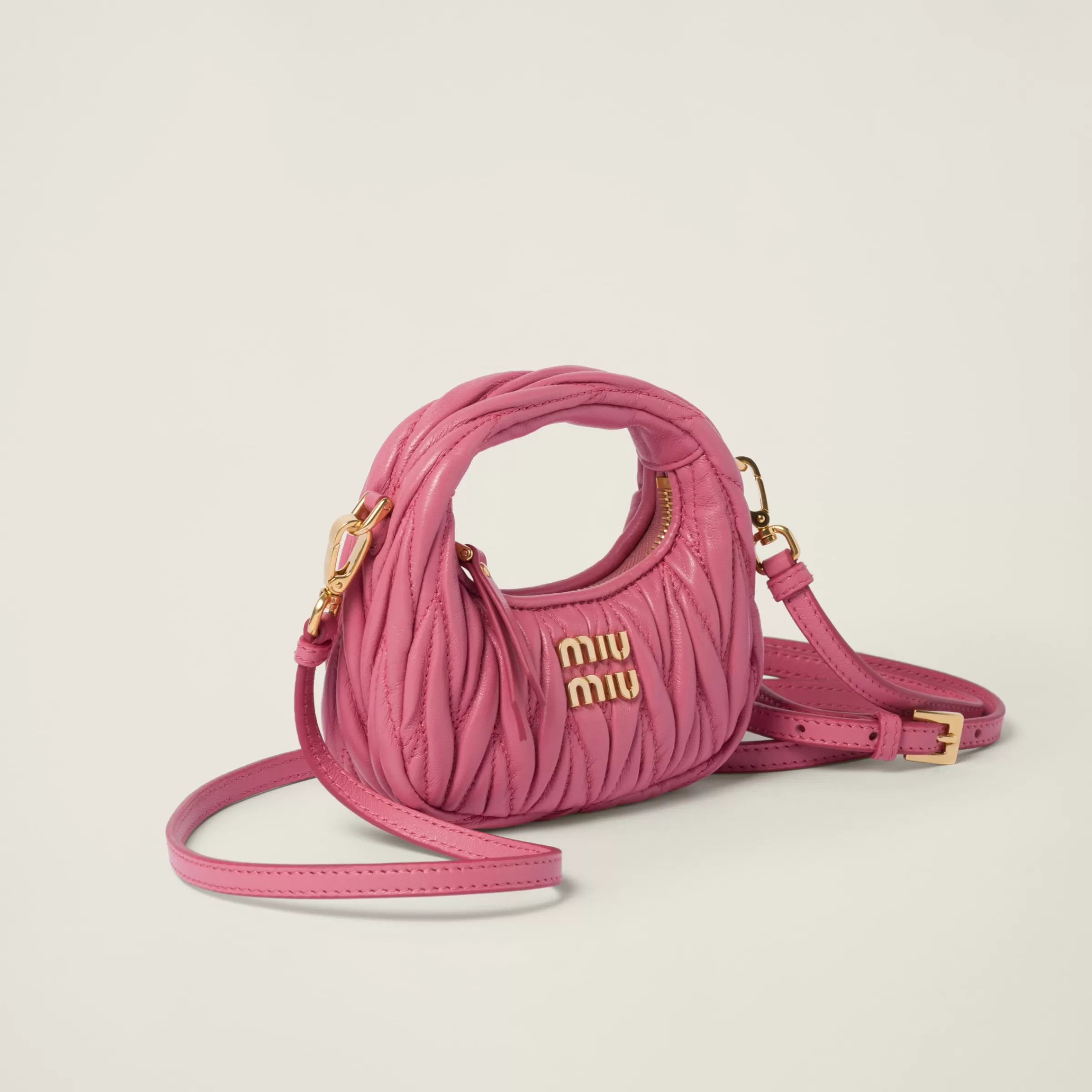 Miu Miu Micro borsa hobo Wander in nappa matelassé Begonia New