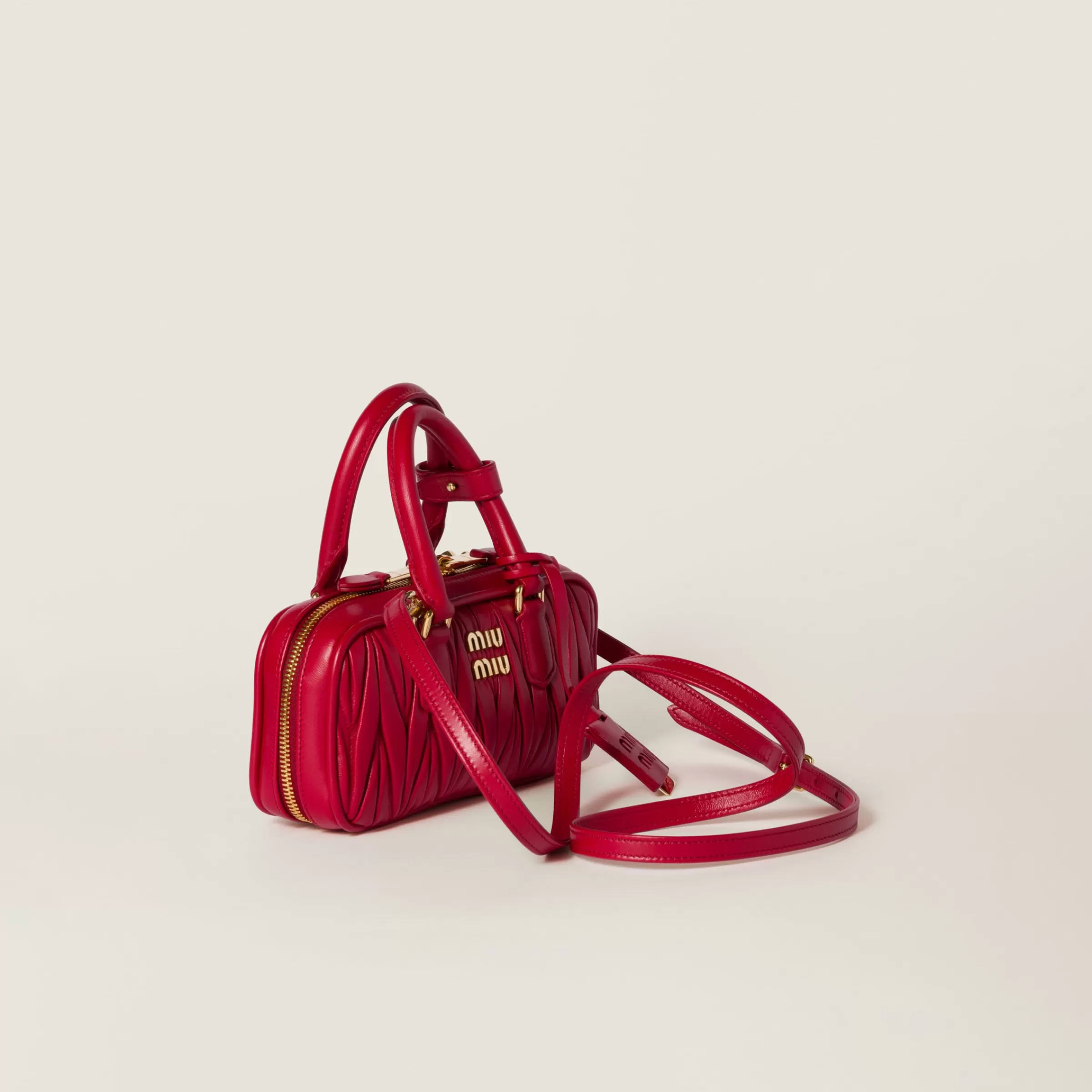 Miu Miu Mini borsa Arcadie in nappa matelassé Rosso Best Sale