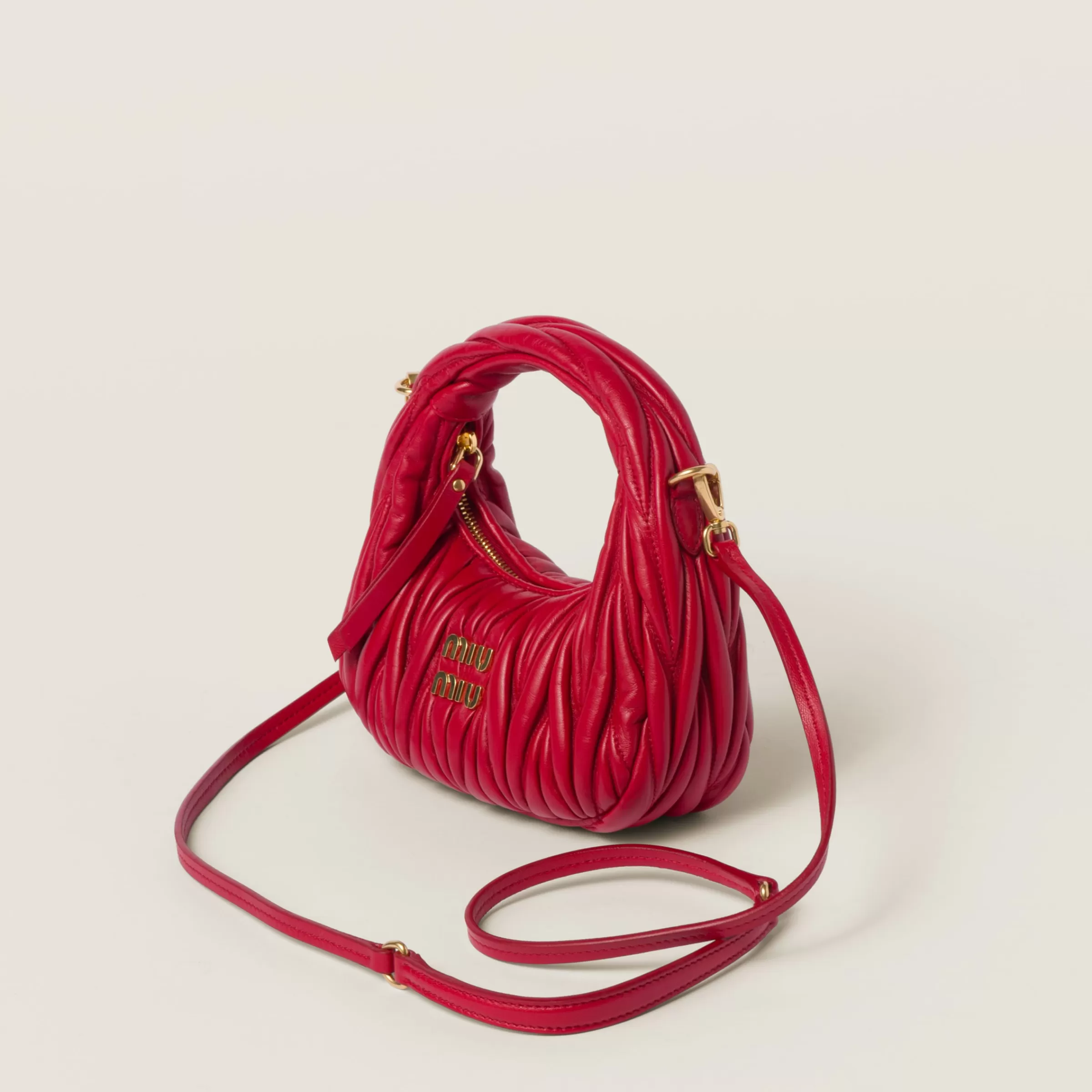 Miu Miu Mini borsa hobo Wander in nappa matelassé Rosso Shop