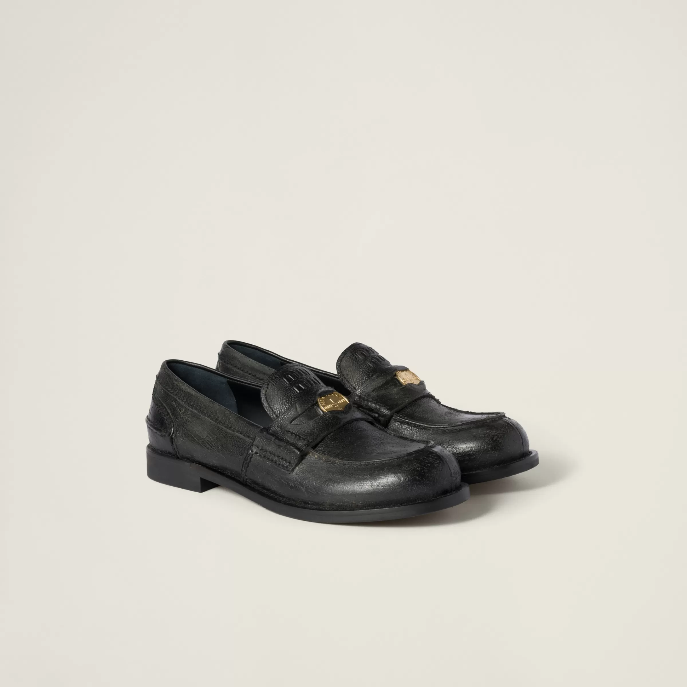 Miu Miu Mocassini in pelle effetto vintage Nero Cheap