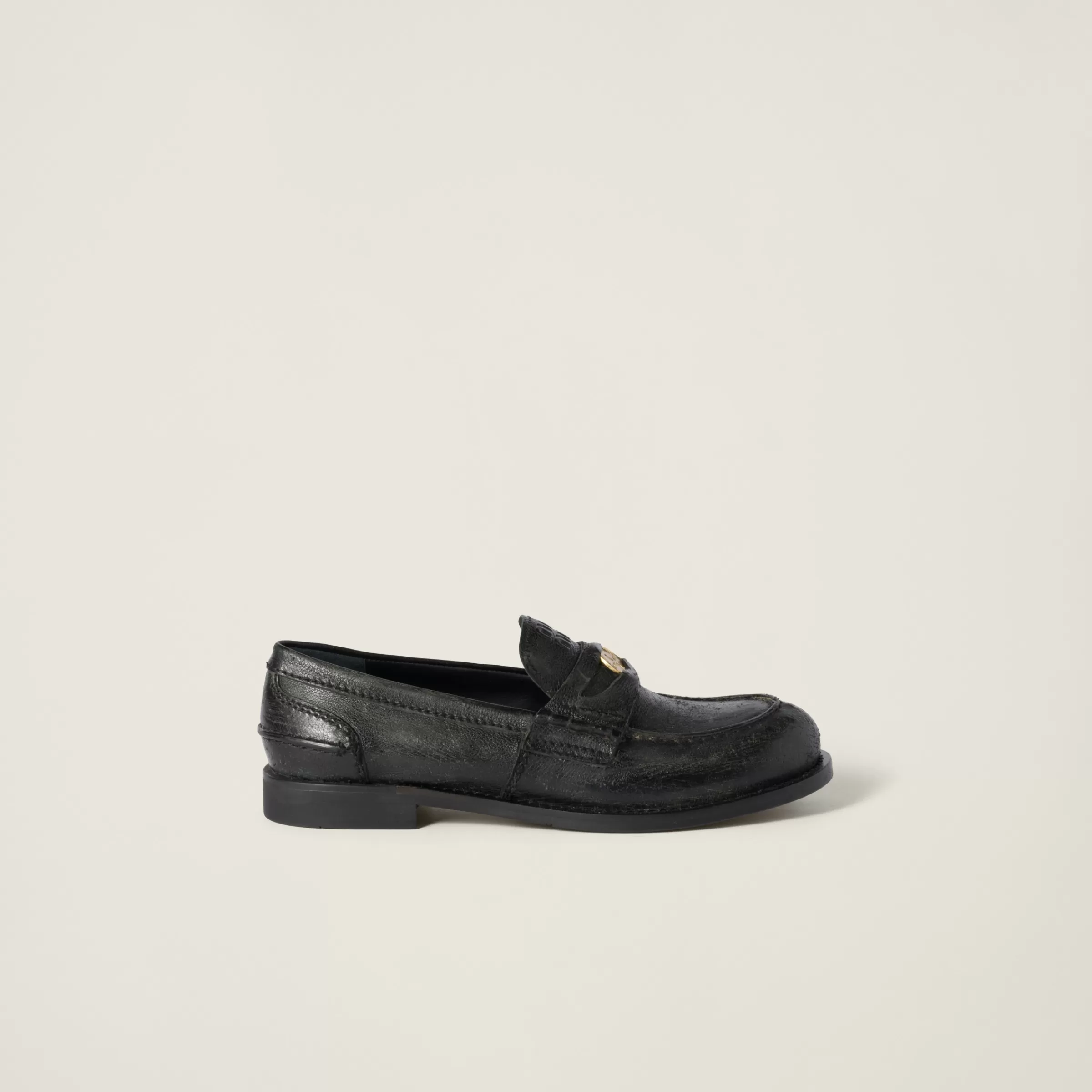 Miu Miu Mocassini in pelle effetto vintage Nero Cheap