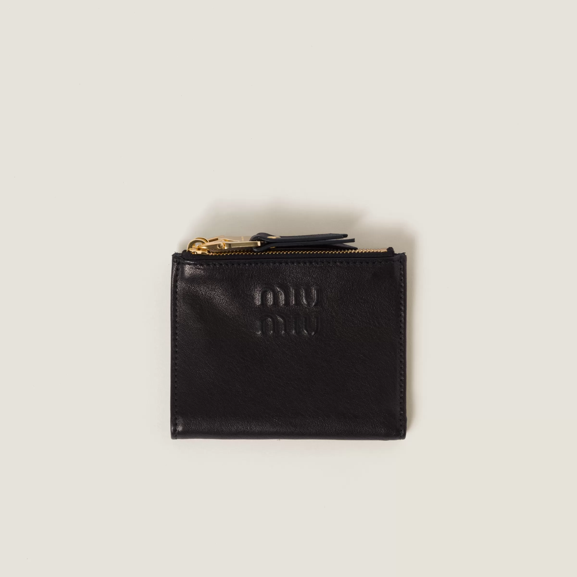 Miu Miu Portafoglio piccolo in nappa Nero Flash Sale