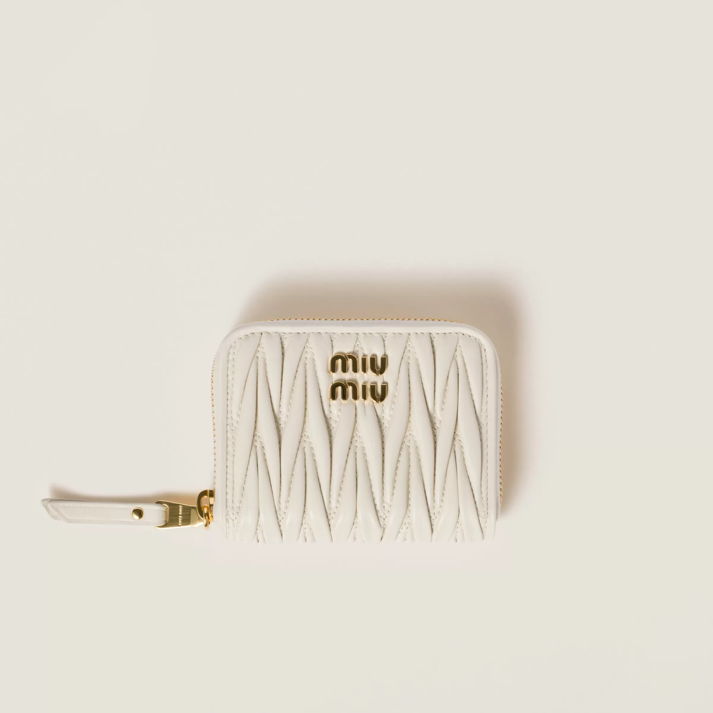 Miu Miu Portamonete in nappa matelassé Bianco Clearance