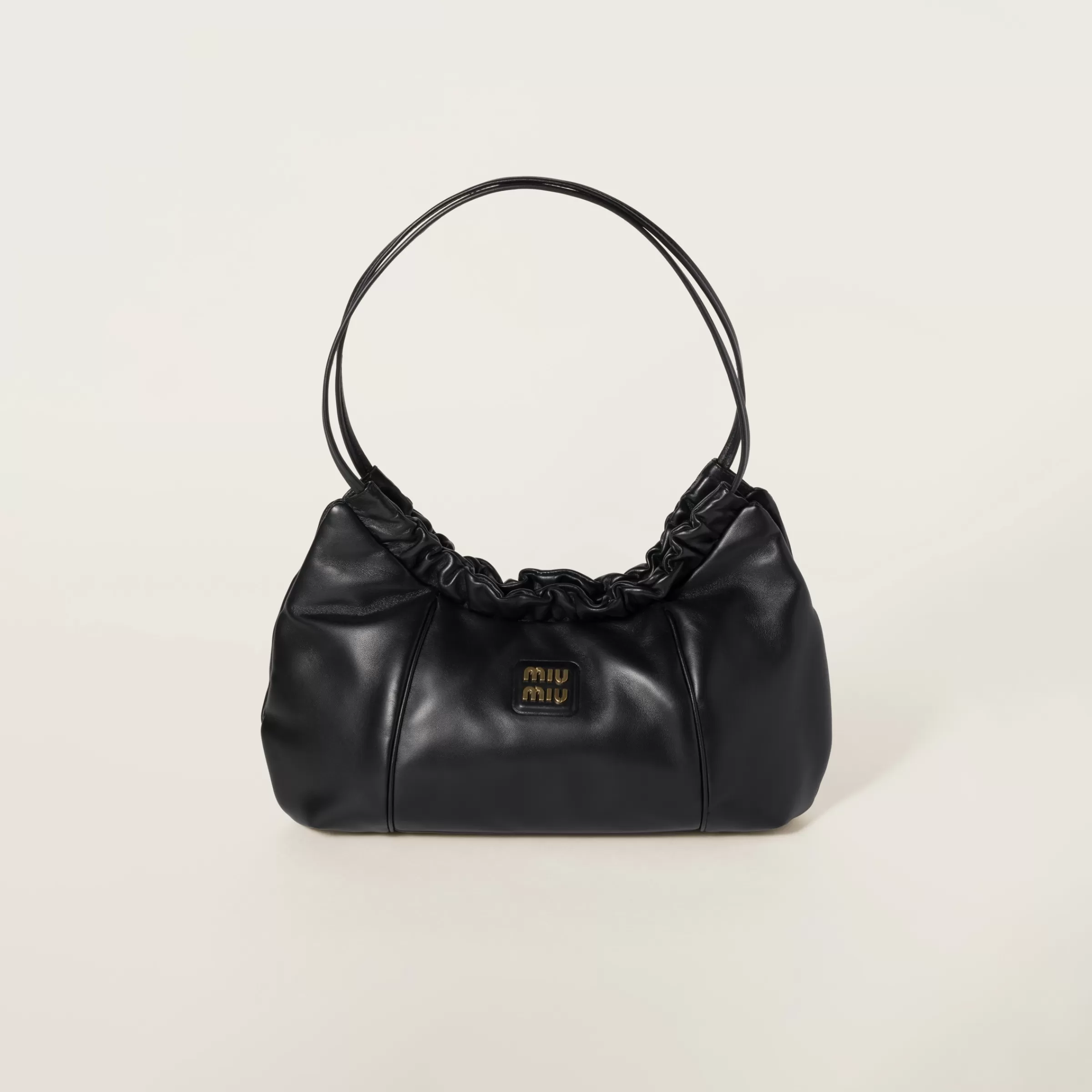 Miu Miu Sacca in nappa con logo Nero Hot